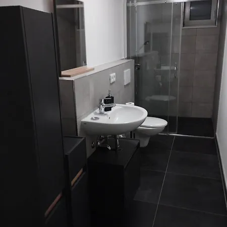 Appartement Moeblierte In Privater In Heimersdorf *