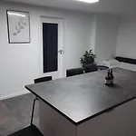 Messewohnung Heimersdorf Im St *