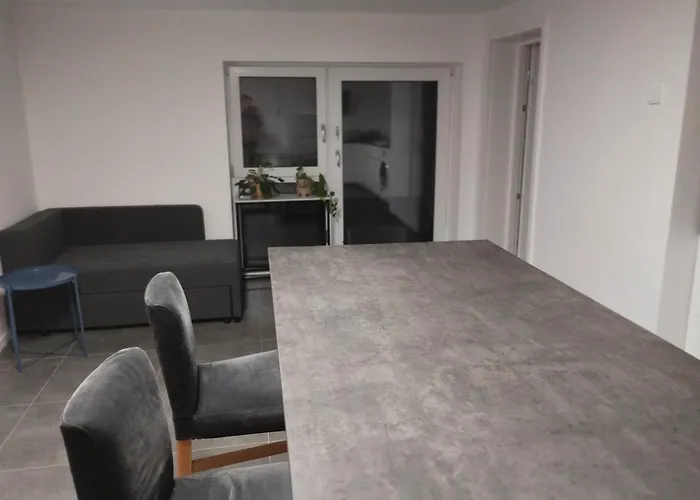 公寓 Messewohnung Heimersdorf Im St 科隆