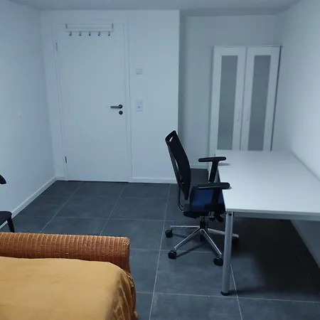 Messewohnung Heimersdorf Im St Апартаменты *